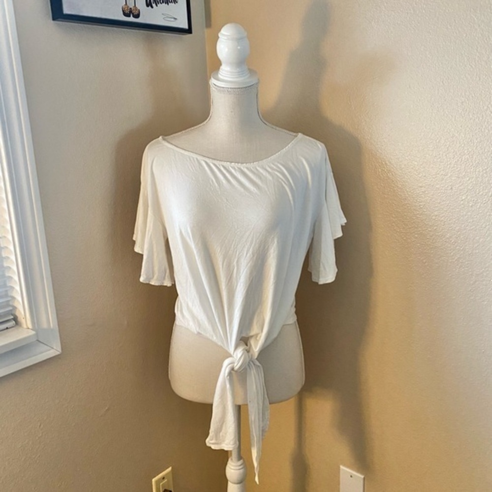 Max Studio white tie front billow flutter sleeve tee, Sz. S